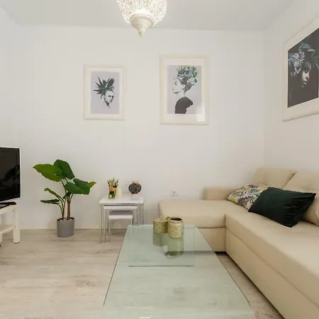 Capuchinos Family By Cadiz4rentals