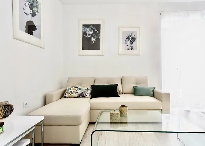 Апартаменты Capuchinos Family By Cadiz4rentals